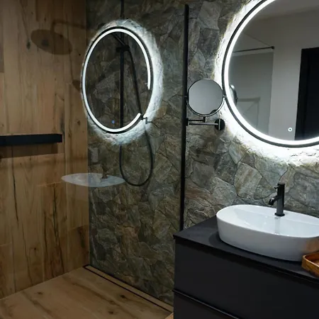 Sky Gate By Cozy Corners 公寓式酒店 4*