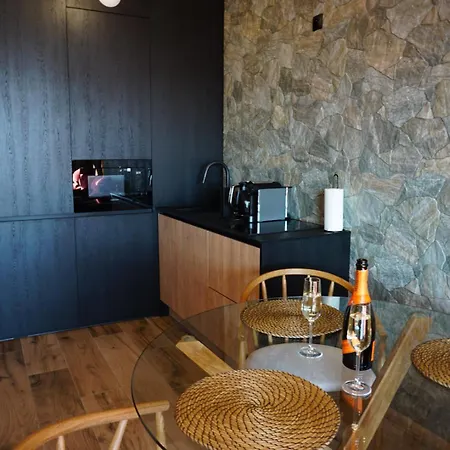 Apartahotel Sky Gate By Cozy Corners 4*