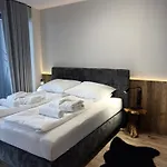 Aparthotel Sky Gate By Cozy Corners