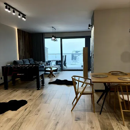Sky Gate By Cozy Corners Aparthotel 4*