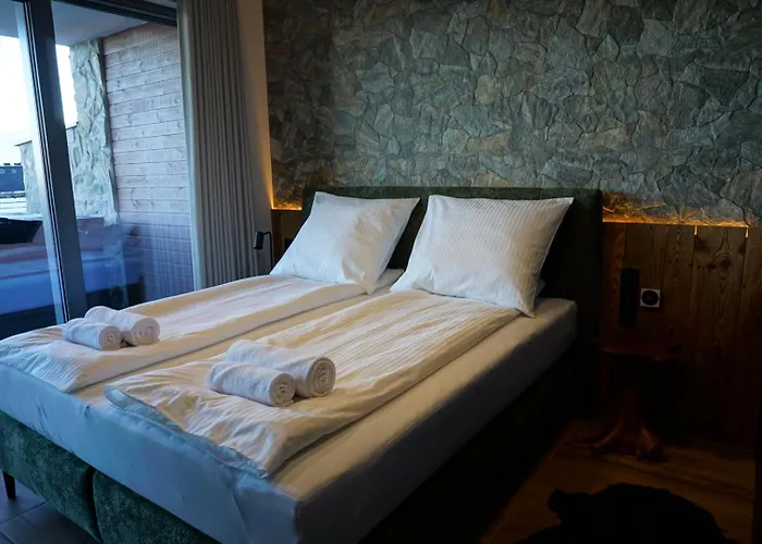 Sky Gate By Cozy Corners Aparthotel 4*